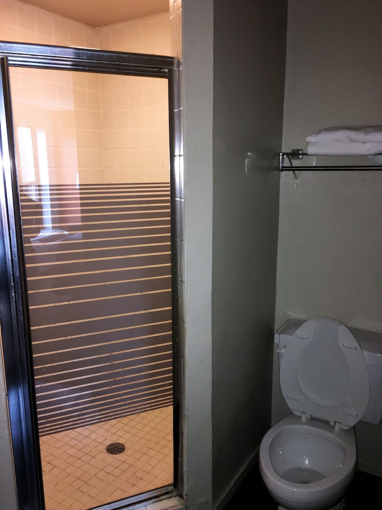 Haven Inn Suites 7/37