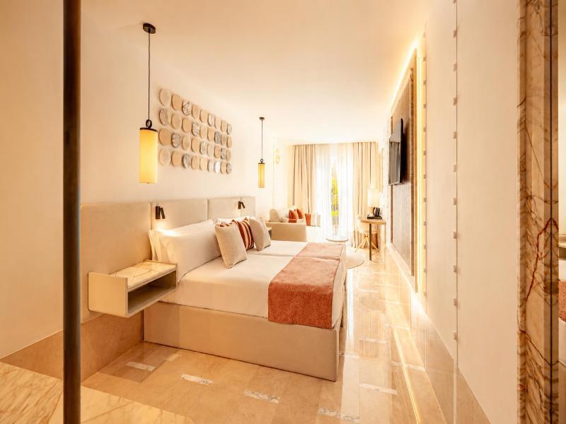 Premium, Superior, Double or Twin Bed, Pool Side