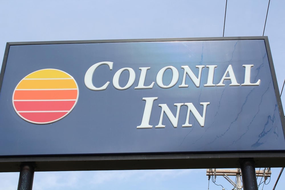Colonial Inn Franklin 3/35
