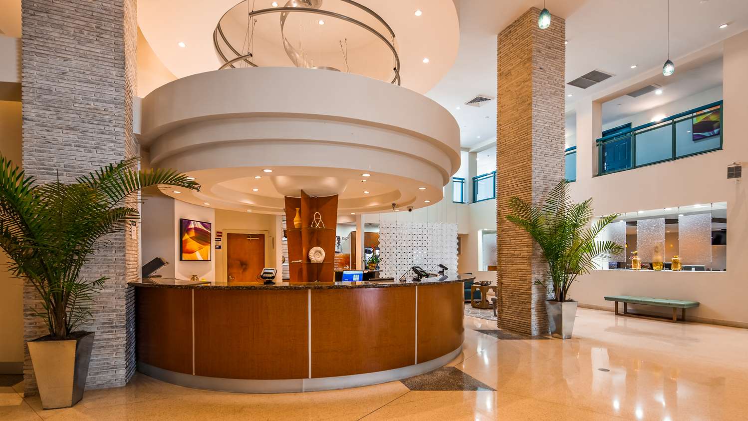 Best Western Plus Atlantic Beach Resort 7/44