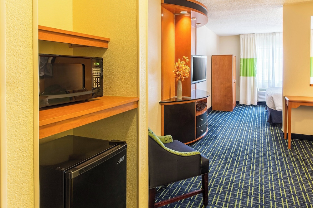 Fairfield Inn and Suites Billings 43/50