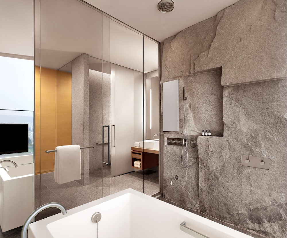 PARK HYATT SEOUL 18/76
