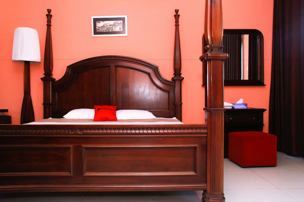 Reddoorz Sersan Bajuri 6/54