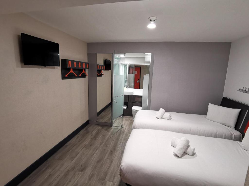 Twin Room without Window
