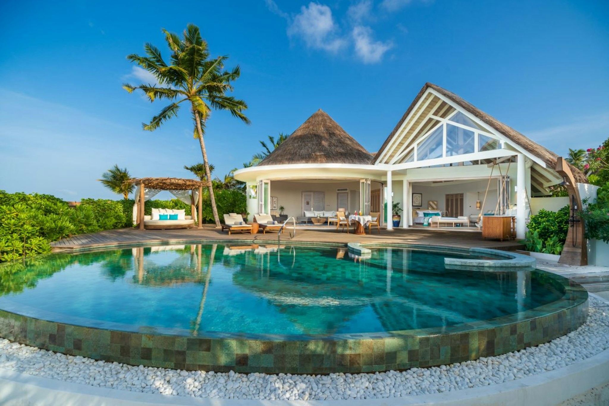 Beach, Residence