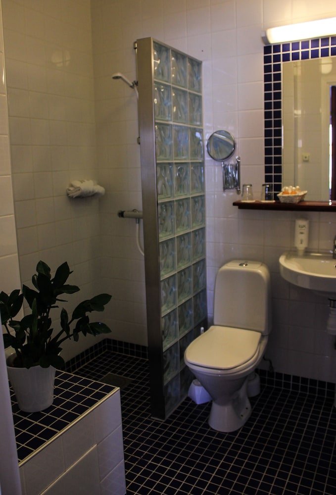 Strand Hotell 30/33