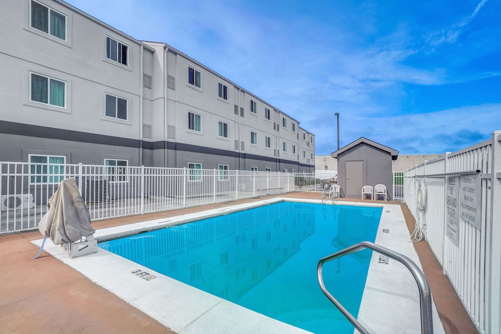 Motel6 Montgomery, AL - Airport 50/51