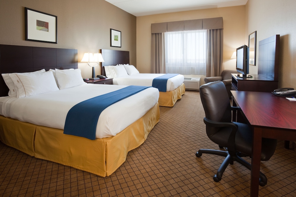 Holiday Inn Express Hotel And Suites Mankato East 64/76