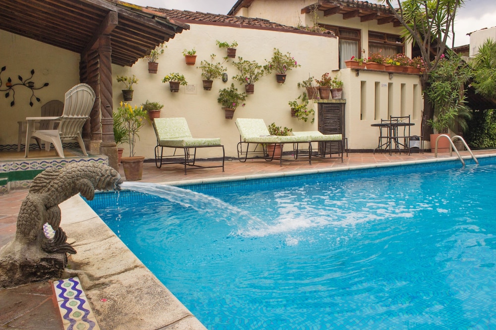 Casa Del Parque Hotel 46/50