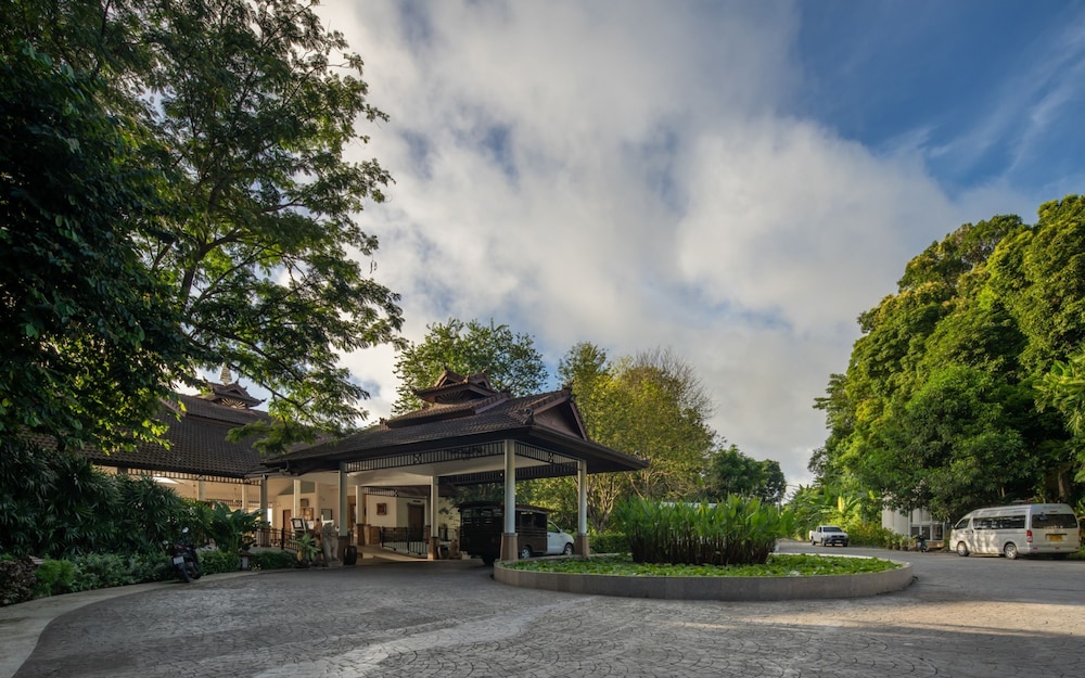 Supalai Scenic Bay Resort and Spa 42/49