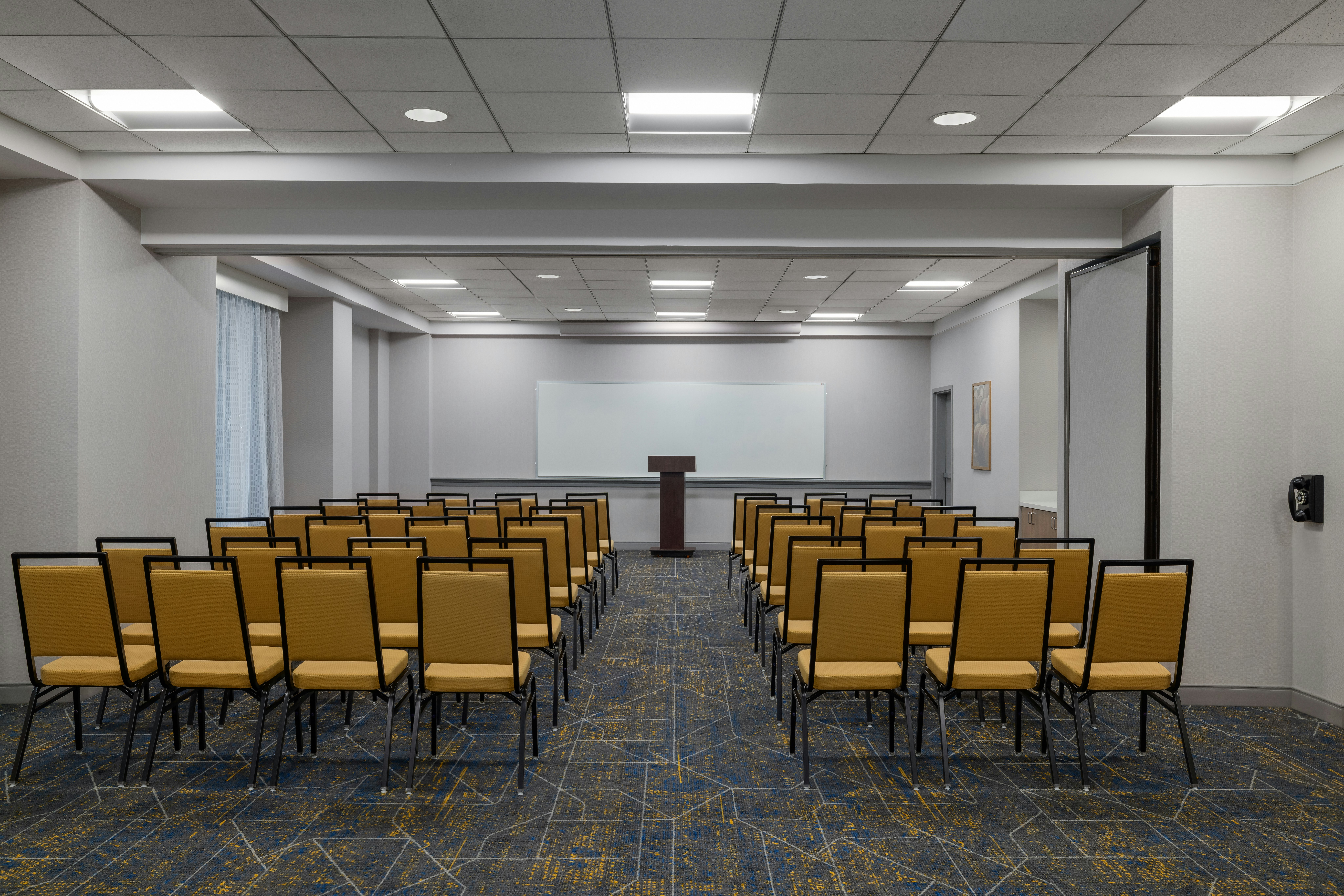 Hampton Inn Washington-Dulles Intl Airport South 27/36