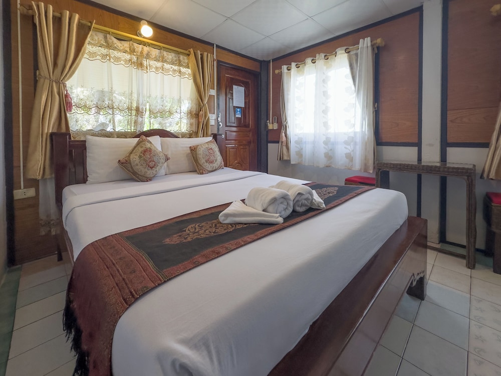 Tongta Phaview Resort 18/50
