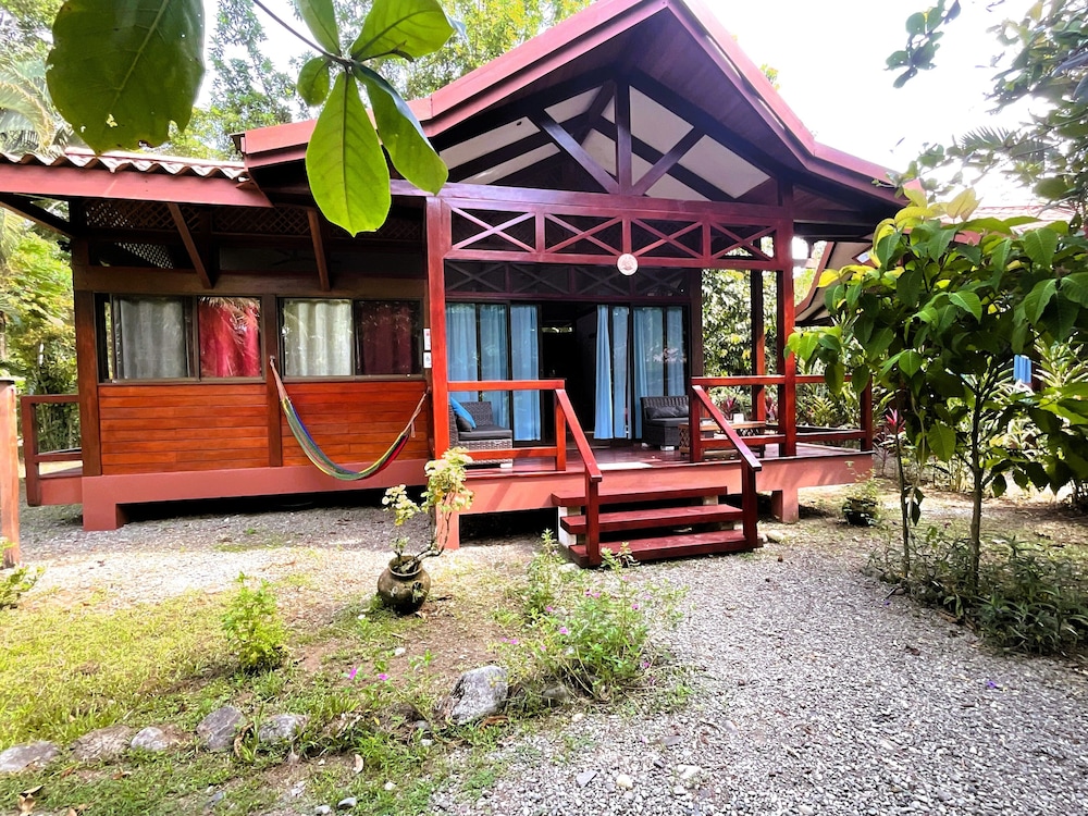 KENAKI LODGE 39/50