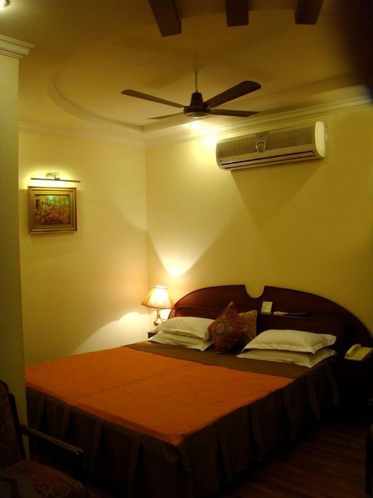 HOTEL CJ INTERNATIONAL 14/17