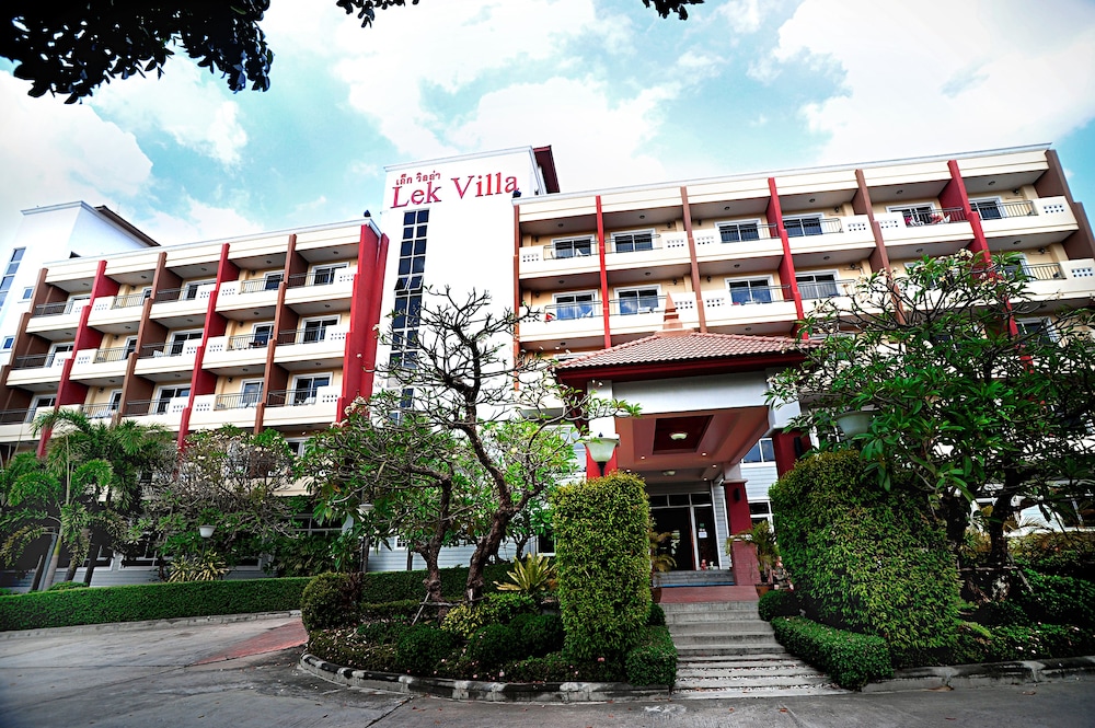 Lek Villa 8/59