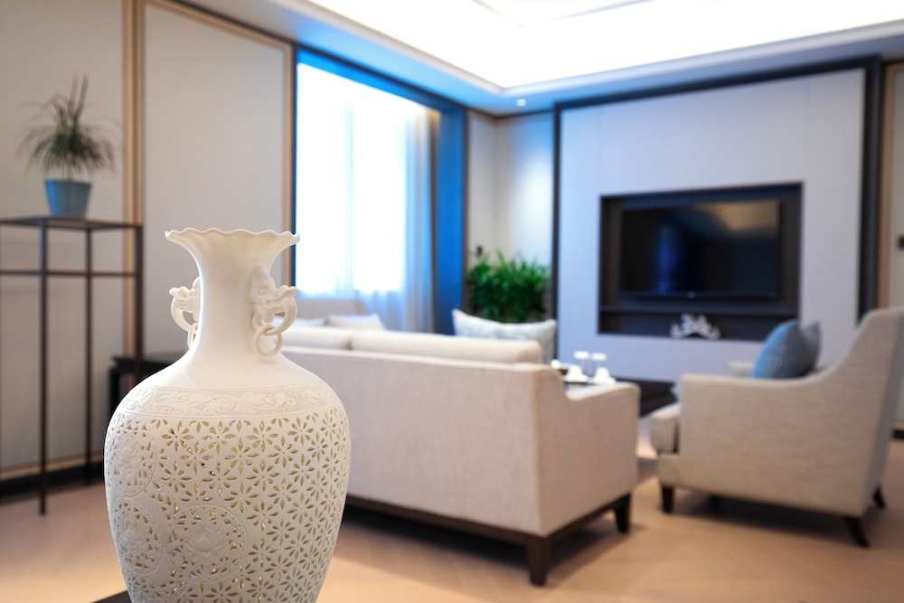 Beijing Palace Soluxe Hotel Astana 44/50