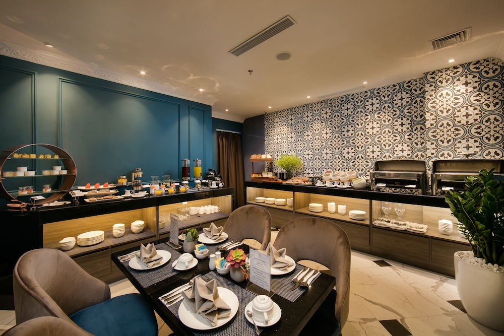 Hanoi Allure Hotel 54/60