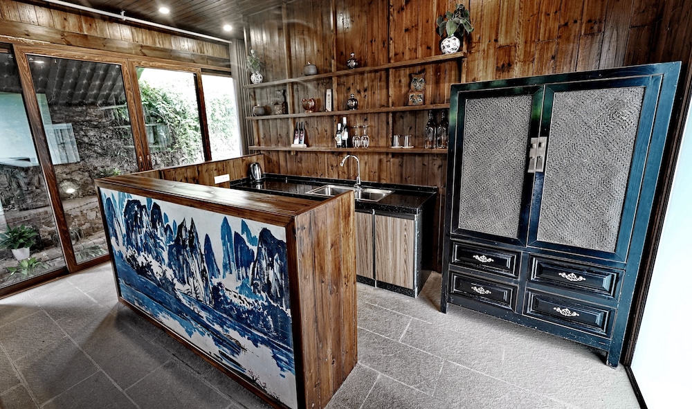 Yangshuo Mountain Retreat 5/50
