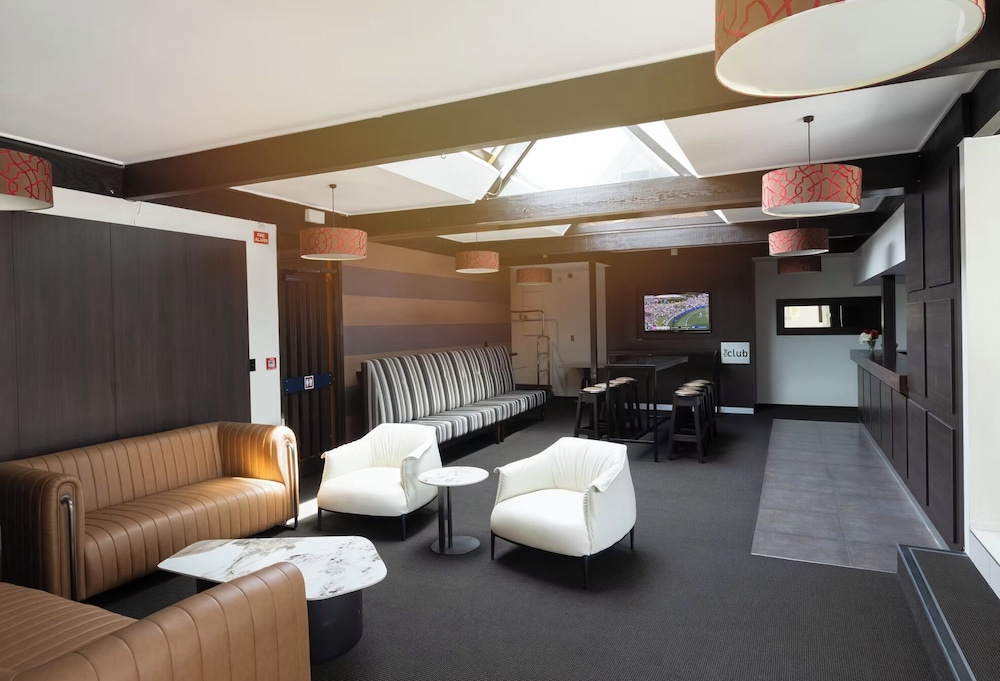 The Riccarton 34/50