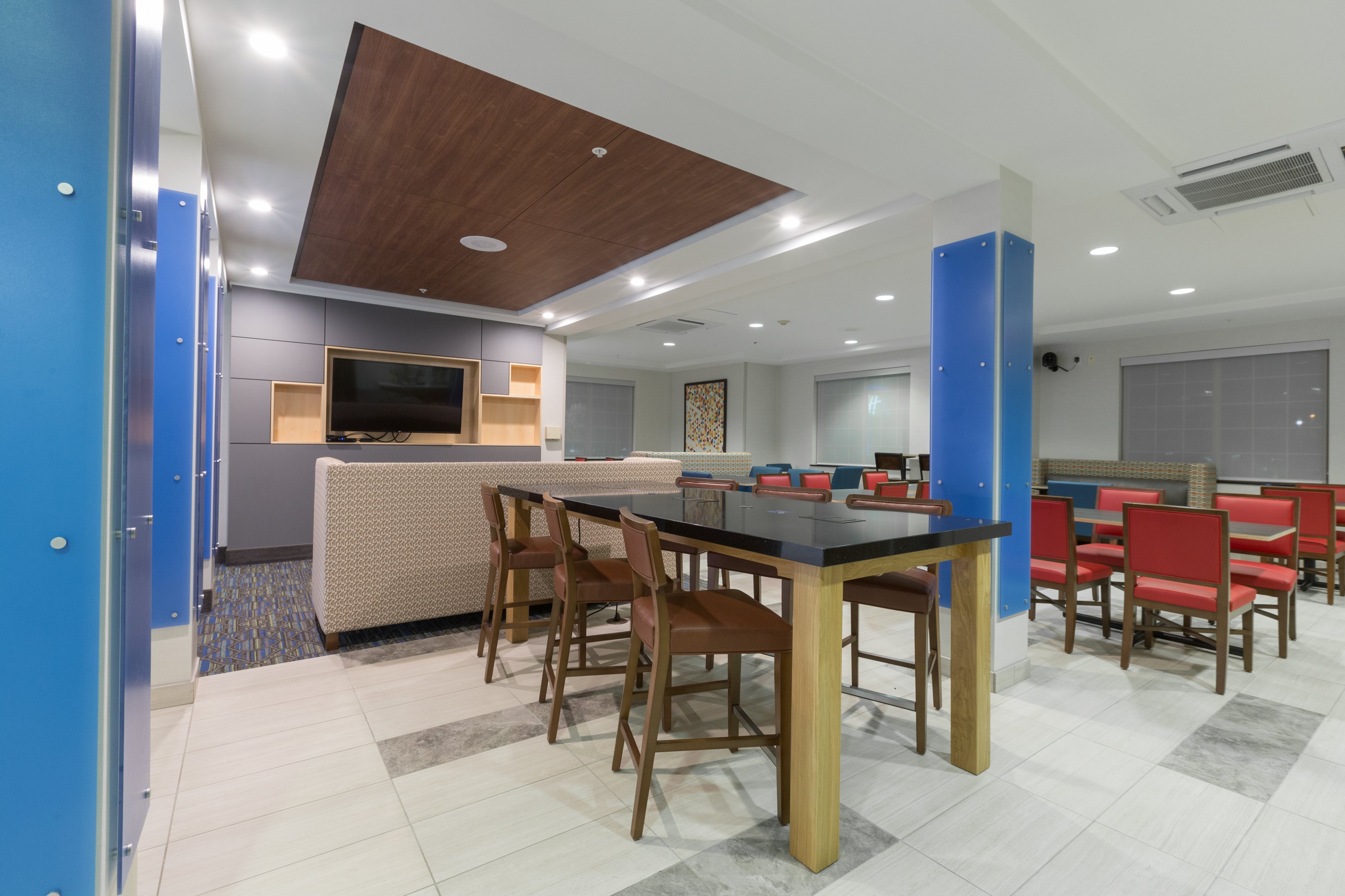 Holiday Inn Express Hotel And Suites Eugene Downtown University 50/70