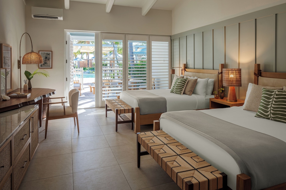 Cabana, 2 Queen Beds, Pool Side