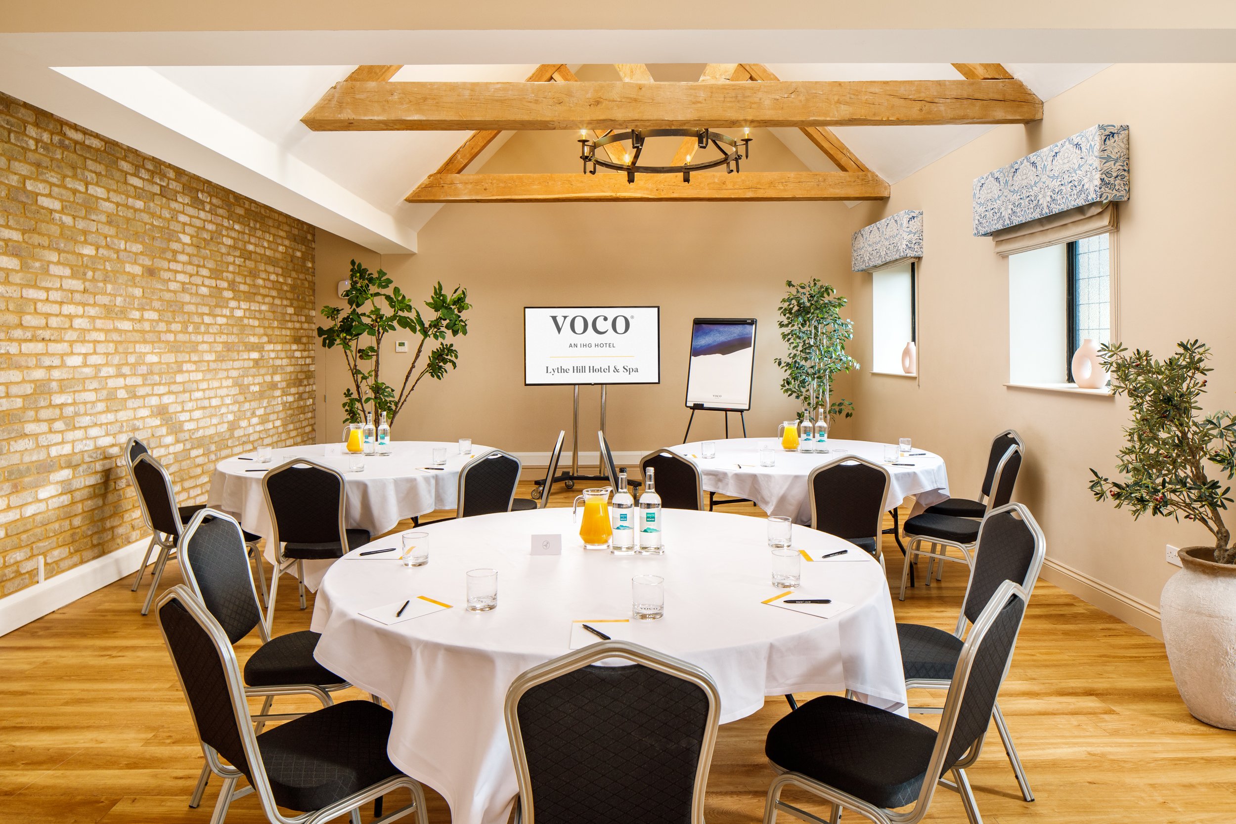 voco Lythe Hill Hotel & Spa by IHG 42/55