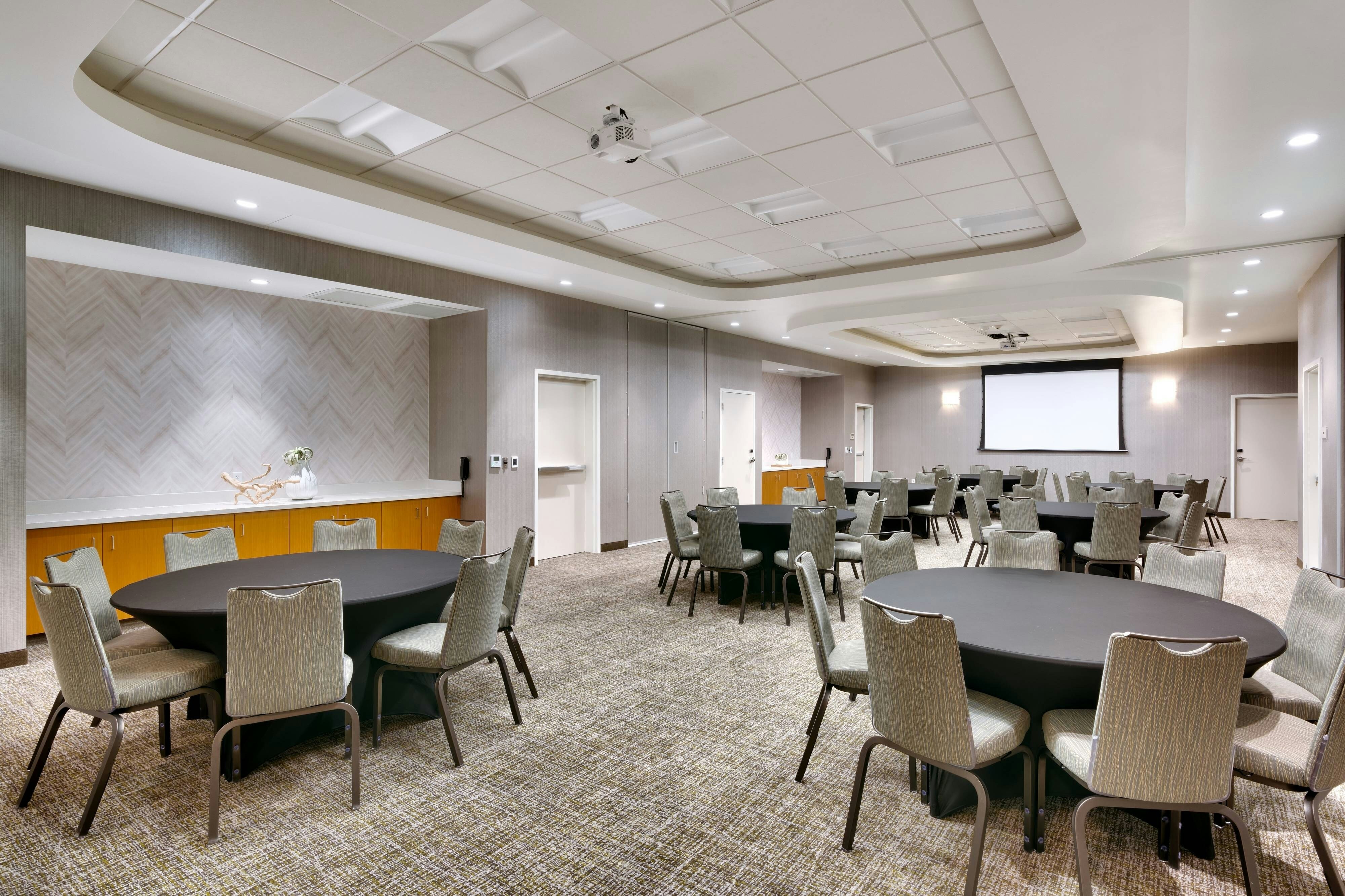 SpringHill Suites by Marriott Salt Lake City Sugar House 40/44