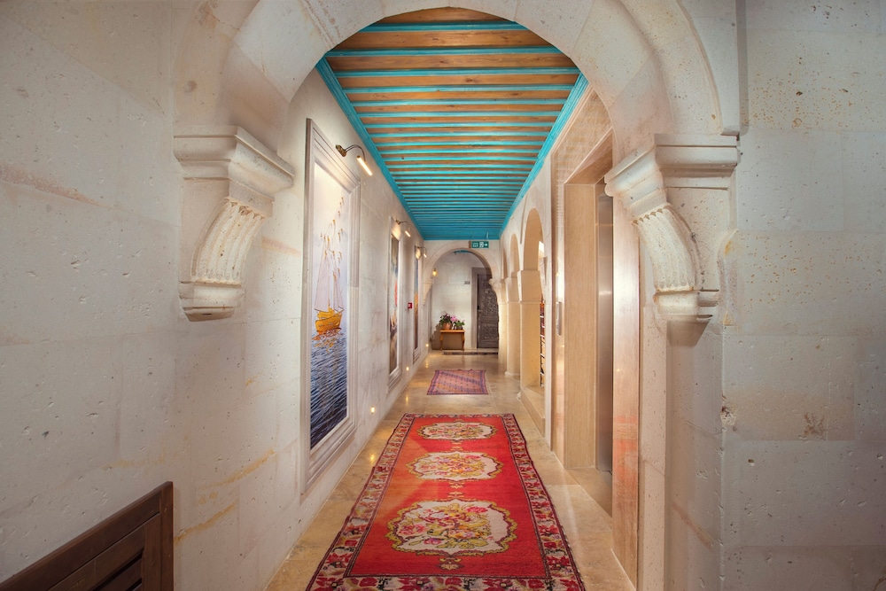 Moonstone in Cappadocia 18/47