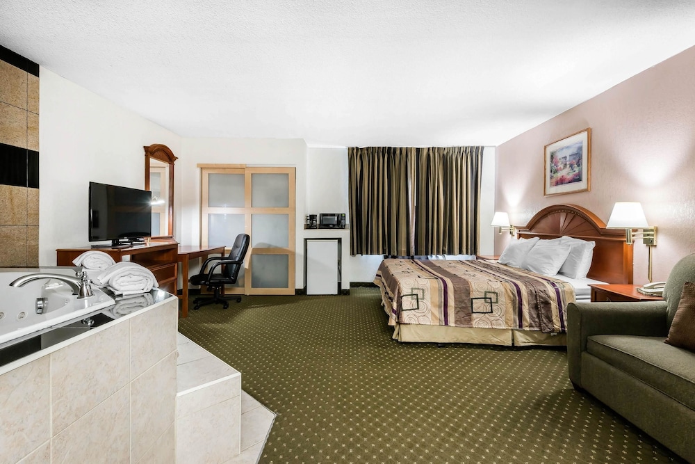 Quality Inn & Suites Binghamton Vestal 11/31