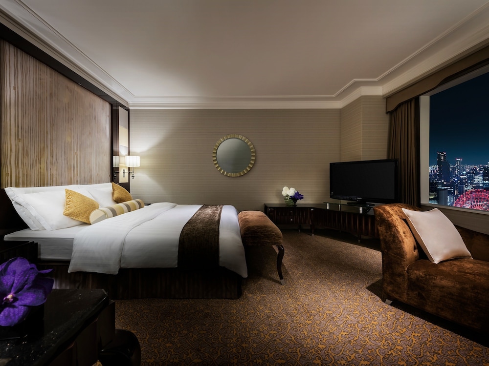 DELUXE, LUXURY, DOUBLE BED