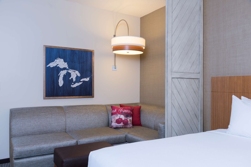 Hyatt Place Ann Arbor 15/53
