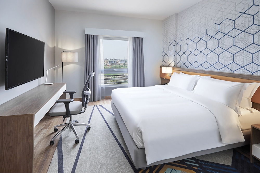 1 Bedroom, Suite, 2 King Beds, Living and Dining Areas
