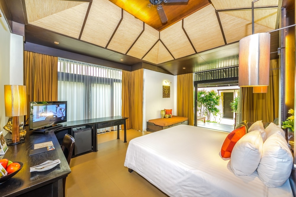 Impiana Resort Patong, Phuket 12/71
