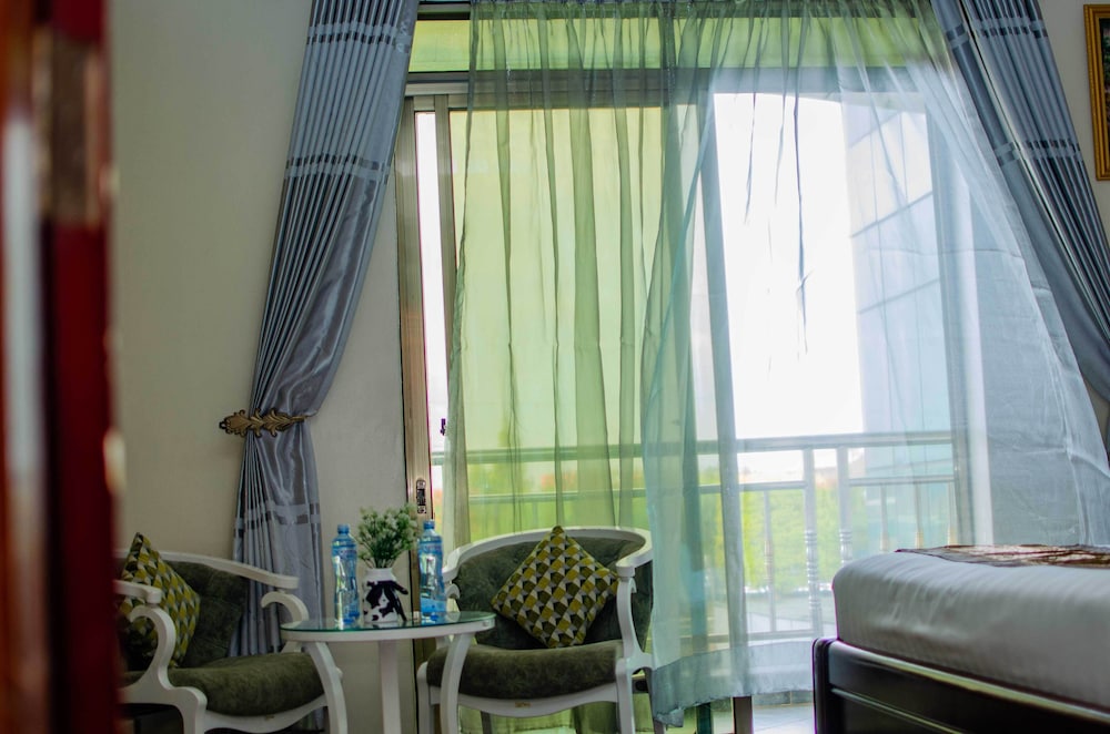 Hotel La Grande 10/16