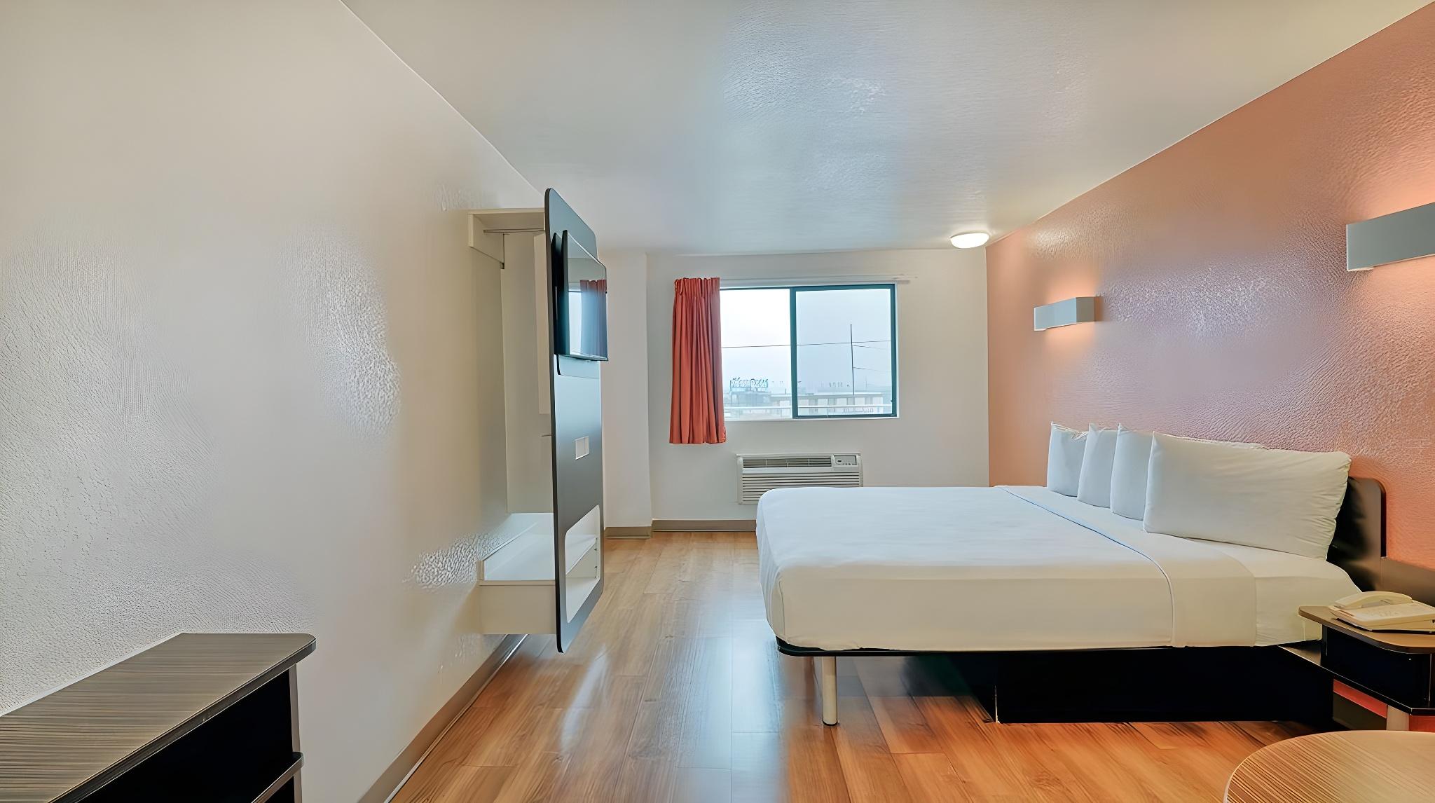 Premium, Double Bed