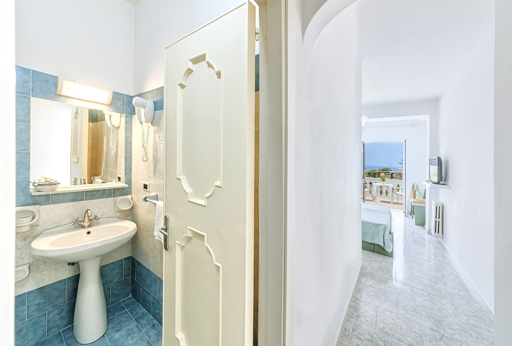 Hotel Galidon Terme Ischia Village 72/74