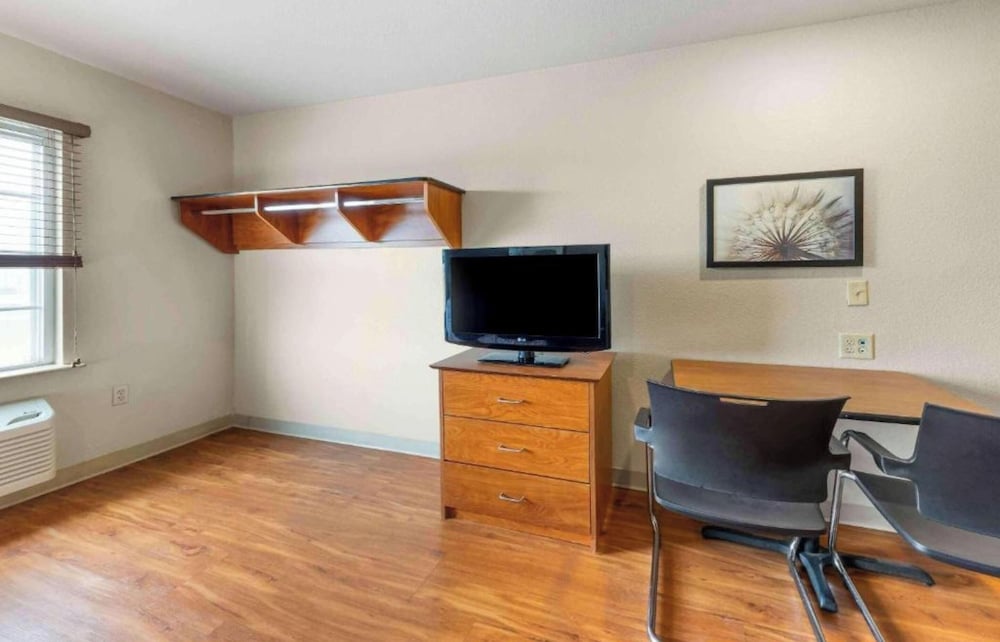 Studio 6 Extended Stay Oklahoma City Norman OK 37/49