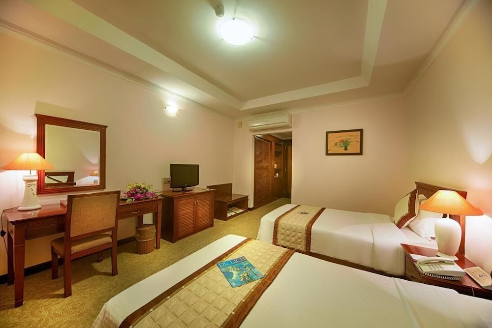 Muong Thanh Grand Phuong Dong Hotel 26/44