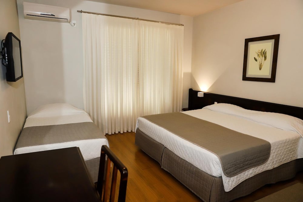 TIMBO PARK HOTEL 9/58