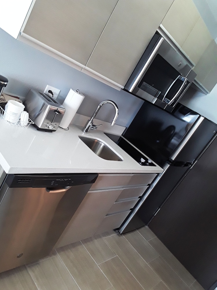 Hawthorn Suites by Wyndham Loveland 34/43