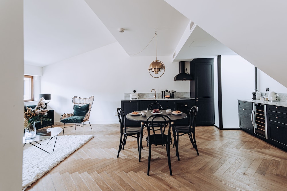 Ocho Suites and Kitchen 36/47