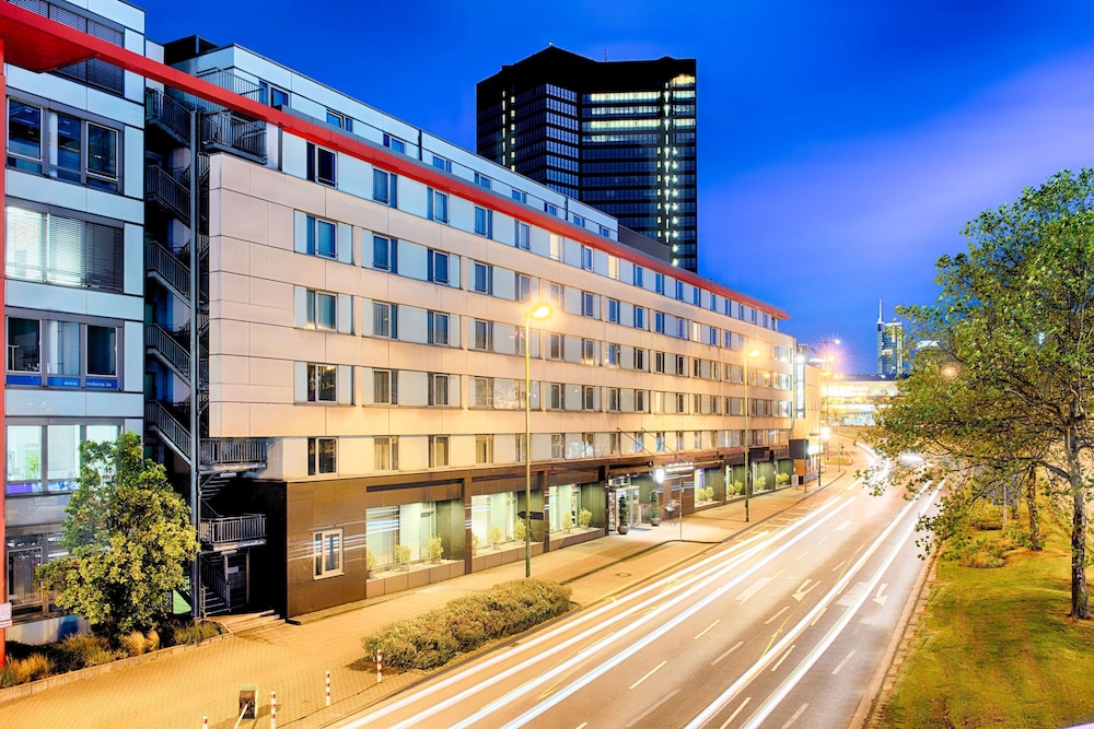 Ramada by Wyndham Essen 4/45