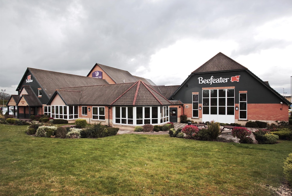 Premier Inn Darlington East (Morton Park) 45/49