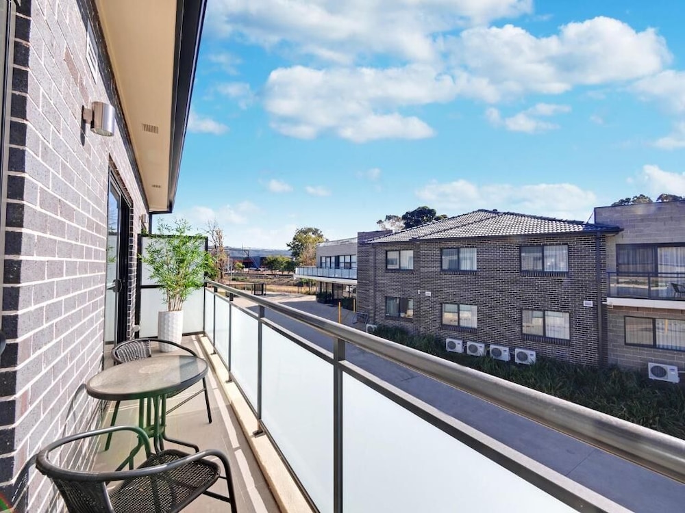 ValueSuites Penrith 5/60