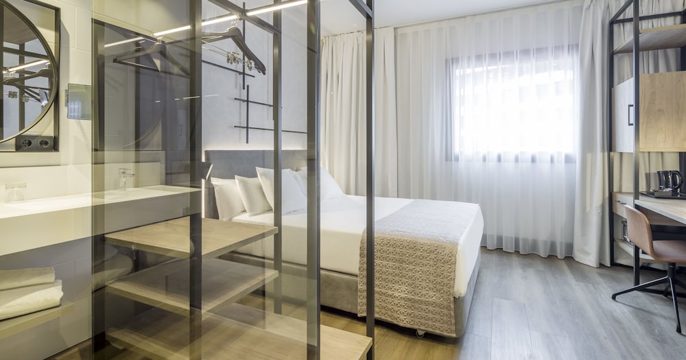 Hotel Ilunion San Mames 37/66