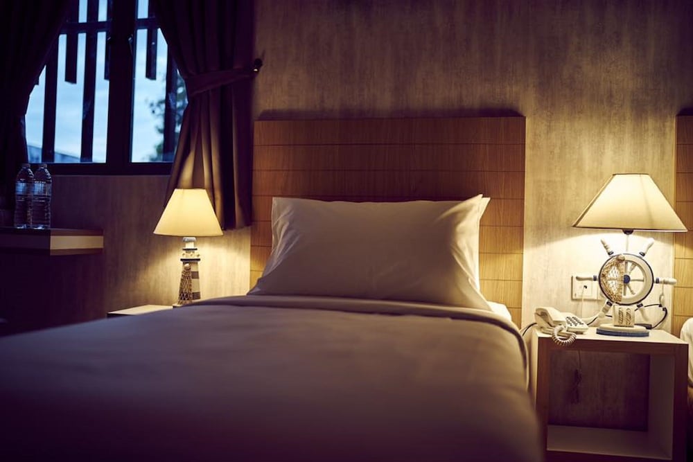 Lighthouse Hotel Shortstay Atdamansara Uptown 18/47