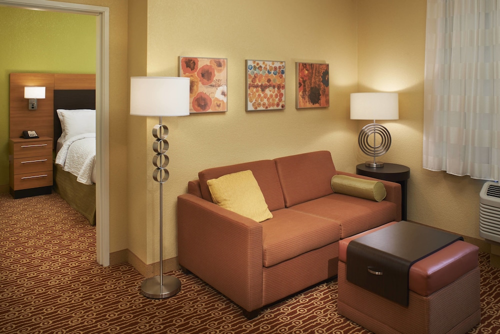 Towneplace Suites Saginaw 20/28