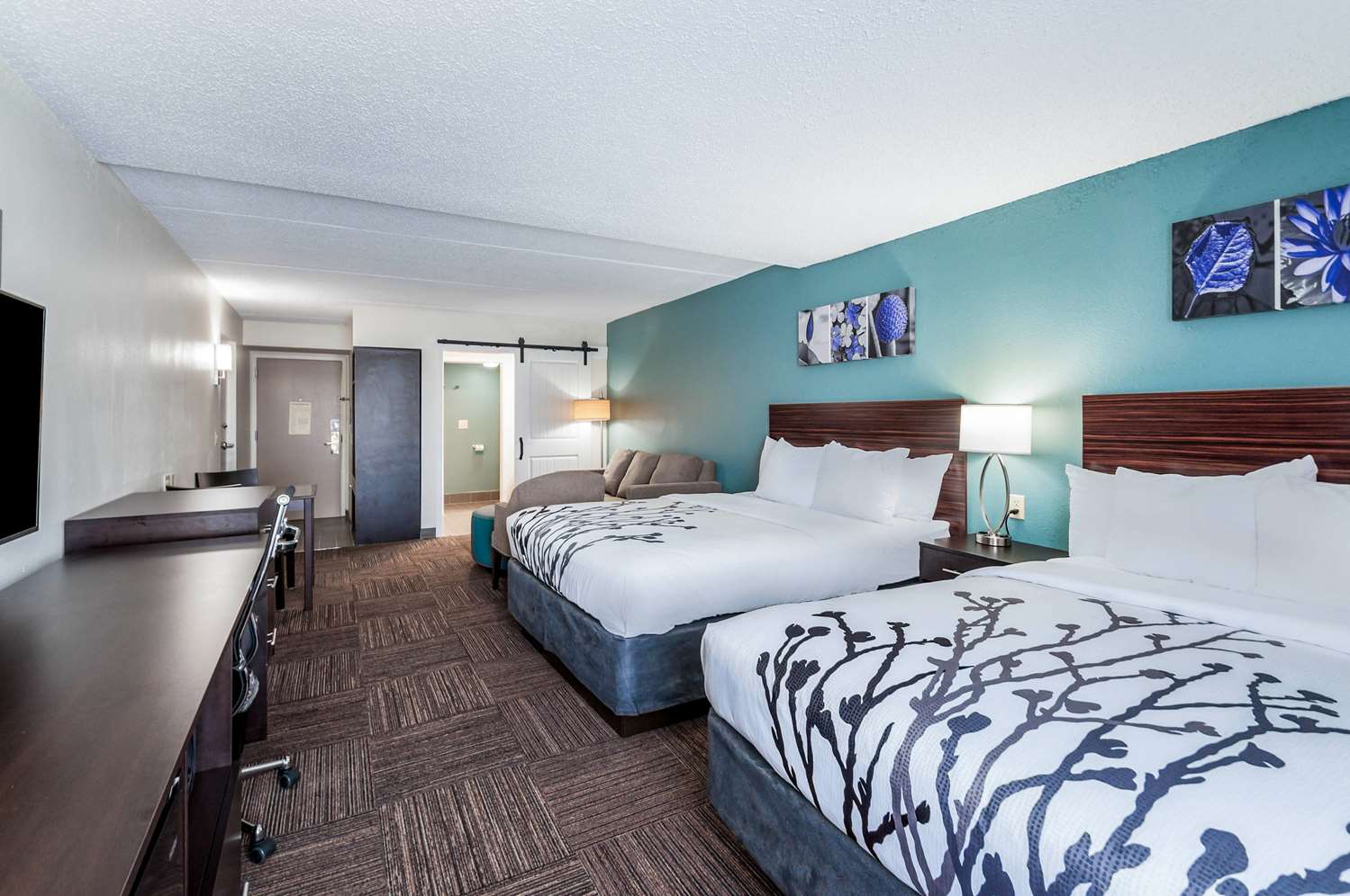 Upgrade, Suite, 2 Queen Beds