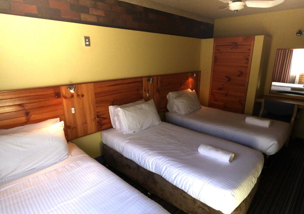 Wanderlight Motor Inn 15/68