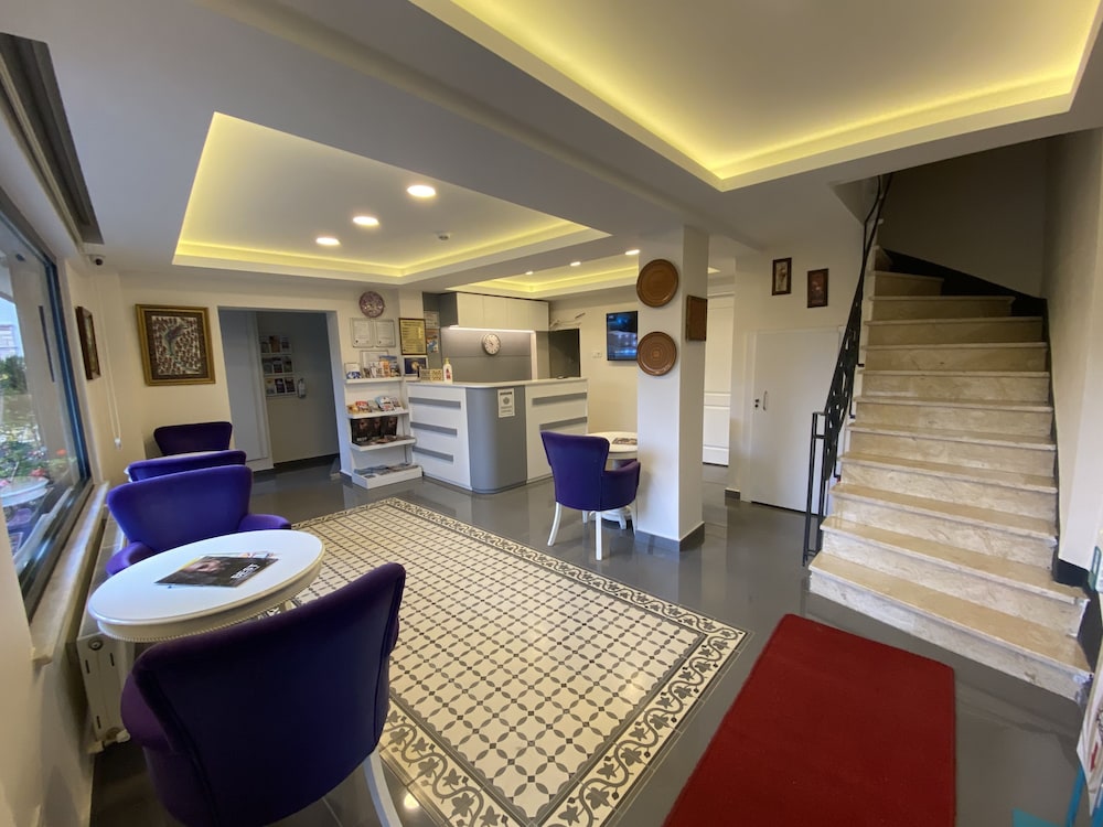 SPINEL HOTEL 17/50
